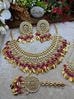 Load image into Gallery viewer, रानी कुंदन ज्वेलरी पीपल लीफ ड्रॉप चोकर सेट