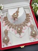 Load image into Gallery viewer, Jannat Polki Indian Necklace Set
