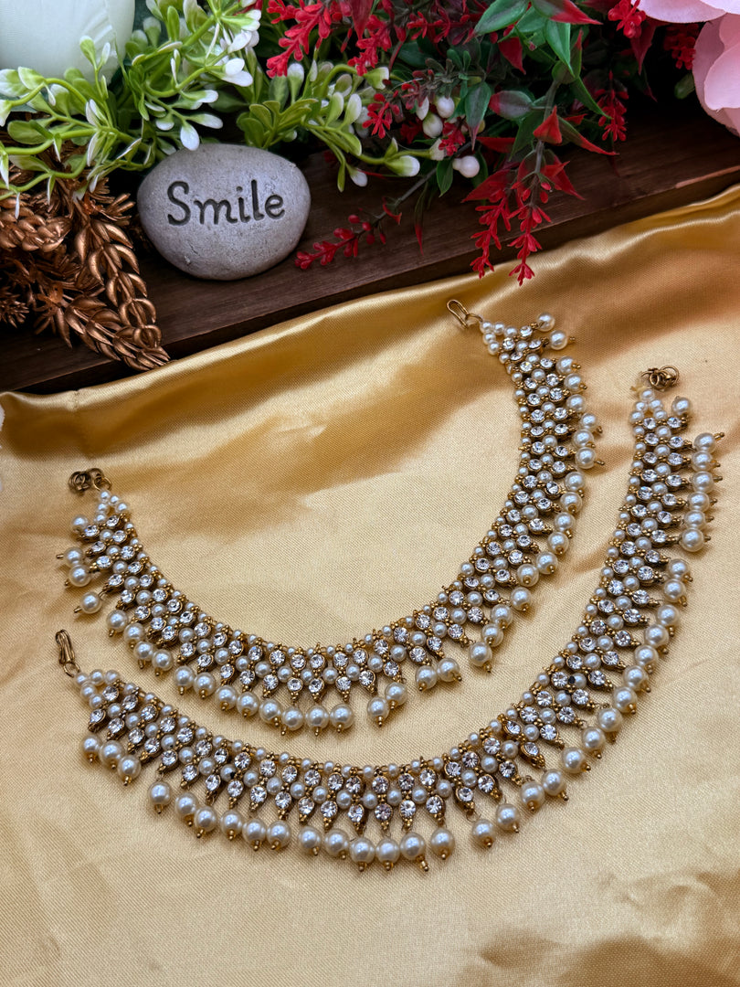 सिल्वर स्टोन मोती पायल