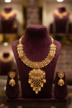 Load image into Gallery viewer, Kamla gold Plated temple Jewerly Necklace Set