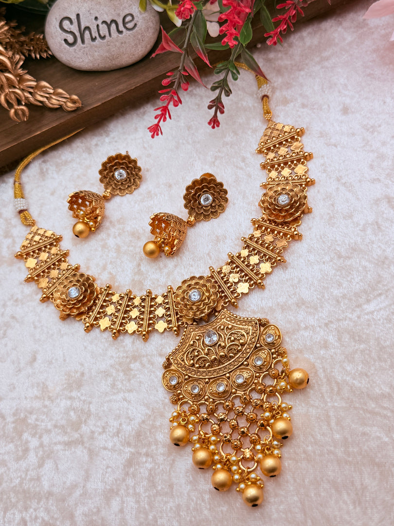 Kamla gold Plated temple Jewerly Necklace Set