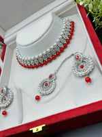 Load image into Gallery viewer, Nila In Silver Stone with Drop Pearls Choker set
