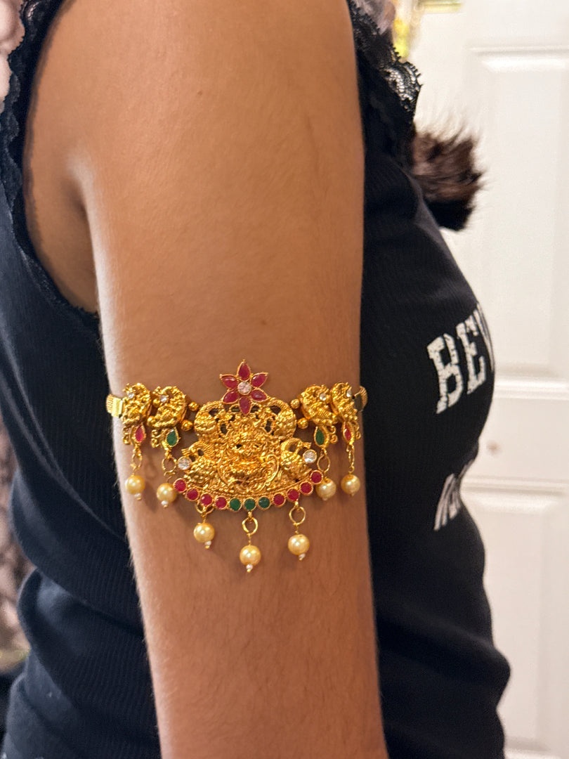 Beautiful South Indian Antique Gold bridal Non Bridal Arm Band