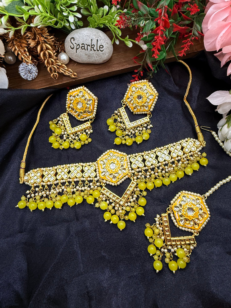 Shiya Kundan choker Set