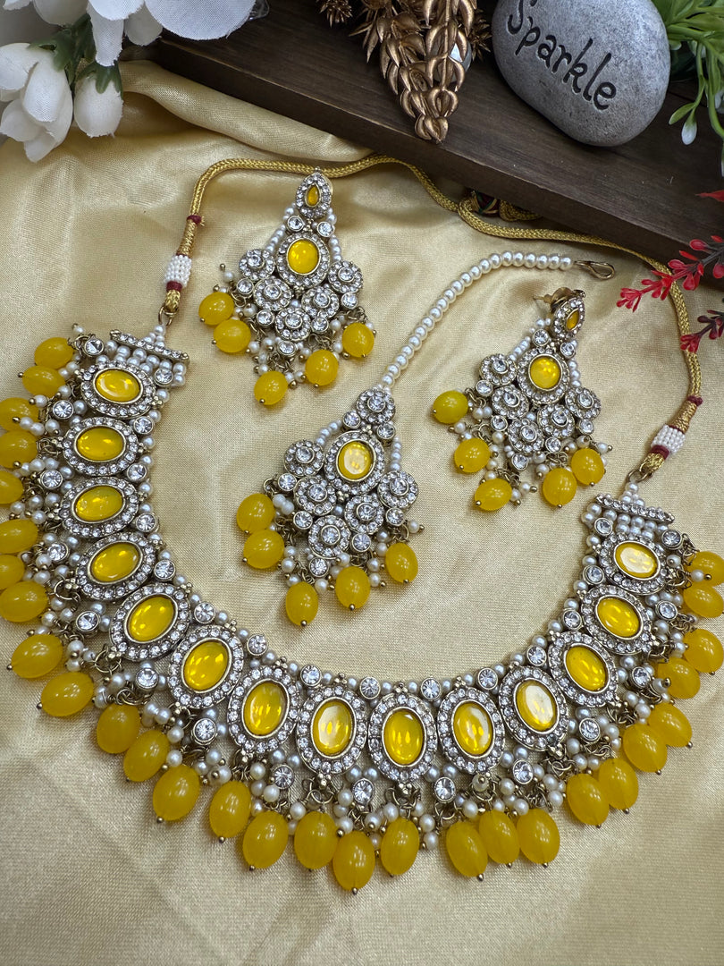 Shabnam Pakistani Style Necklace with tikka Earring set