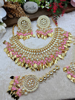 Load image into Gallery viewer, रानी कुंदन ज्वेलरी पीपल लीफ ड्रॉप चोकर सेट