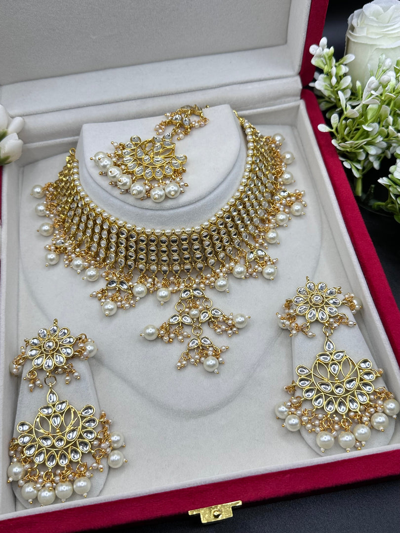 Kundan Necklace Set