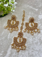 Load image into Gallery viewer, Tanvee Girls Polki Tikka Earring Set
