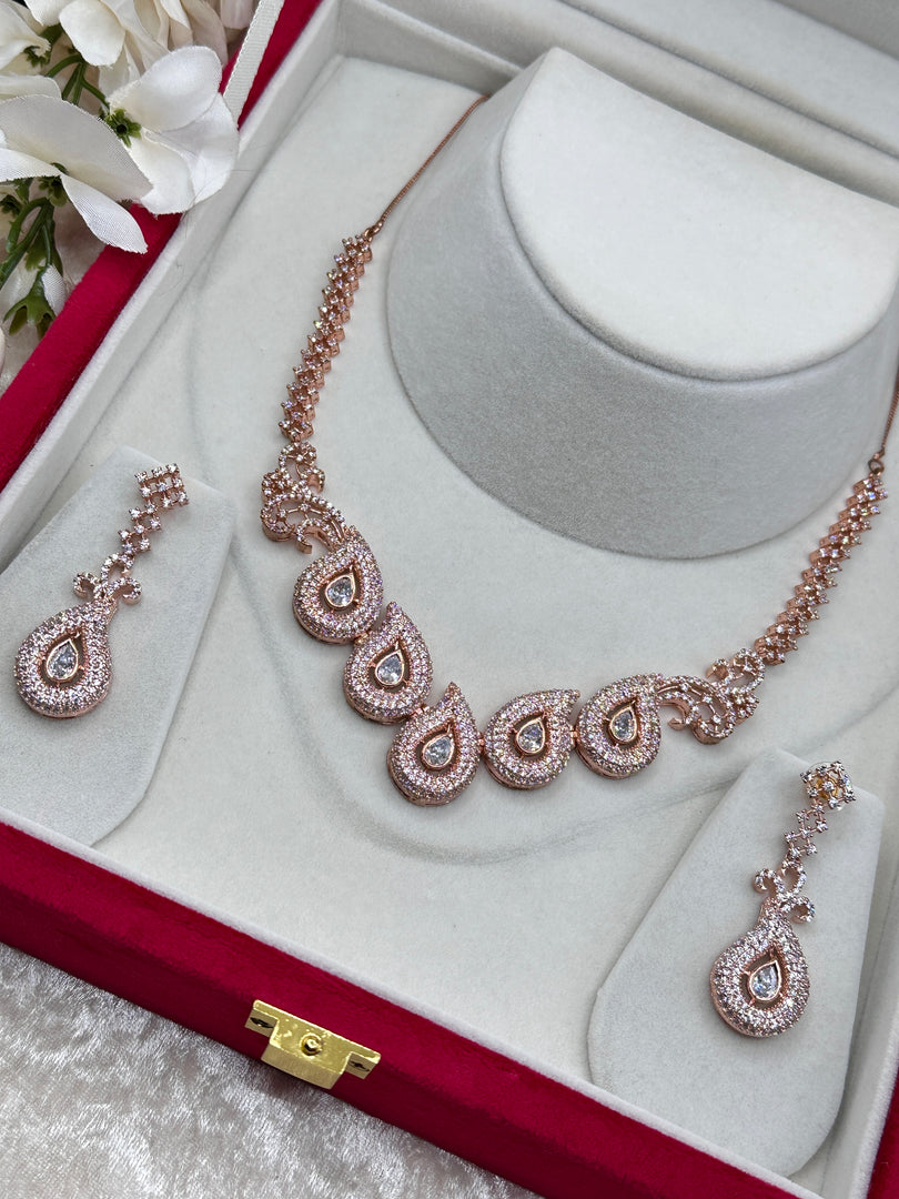 Natasha RoseGold Necklaces Set