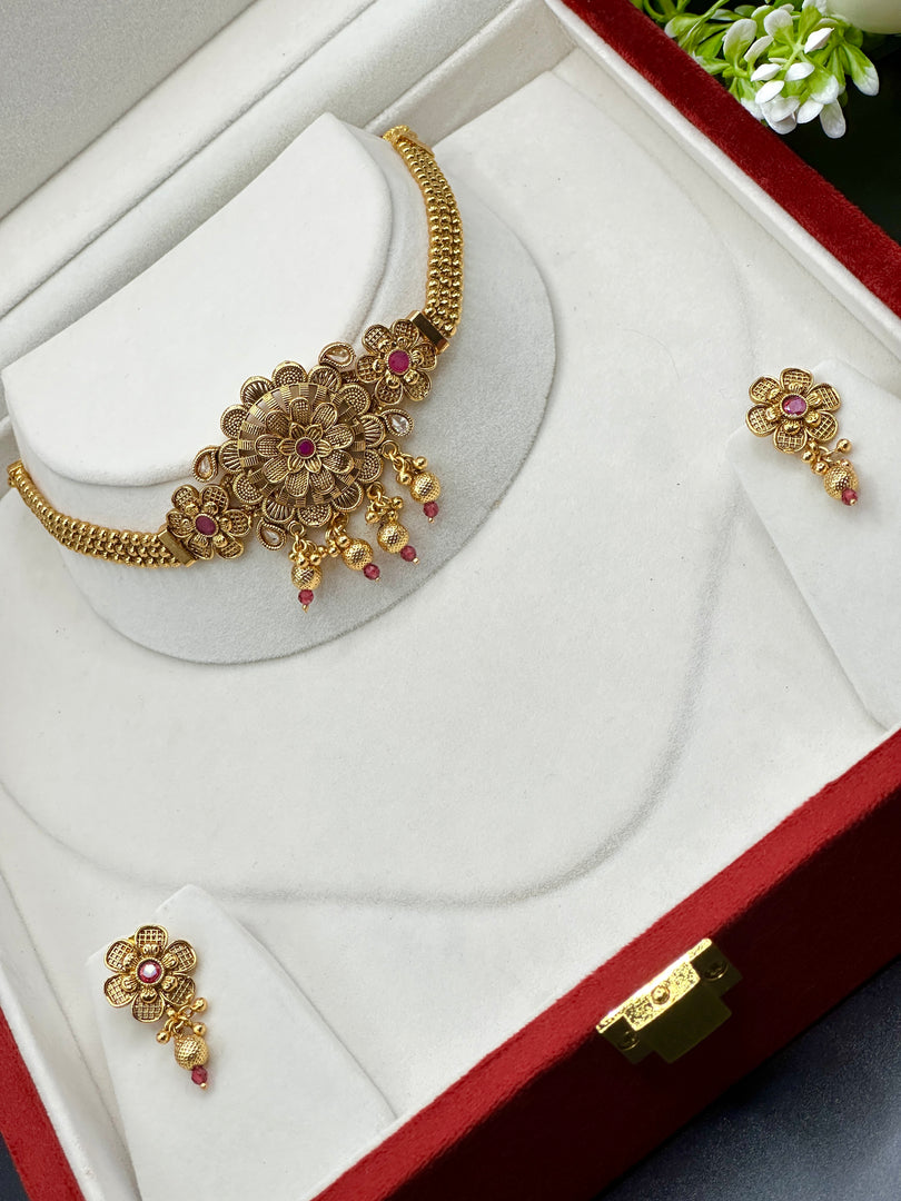 Shabnam matte gold choker set