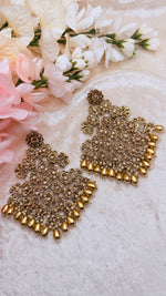 Load image into Gallery viewer, Monisha Big Statement Earring