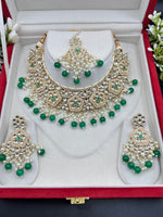 Load image into Gallery viewer, Chetana Kundan Necklace Set
