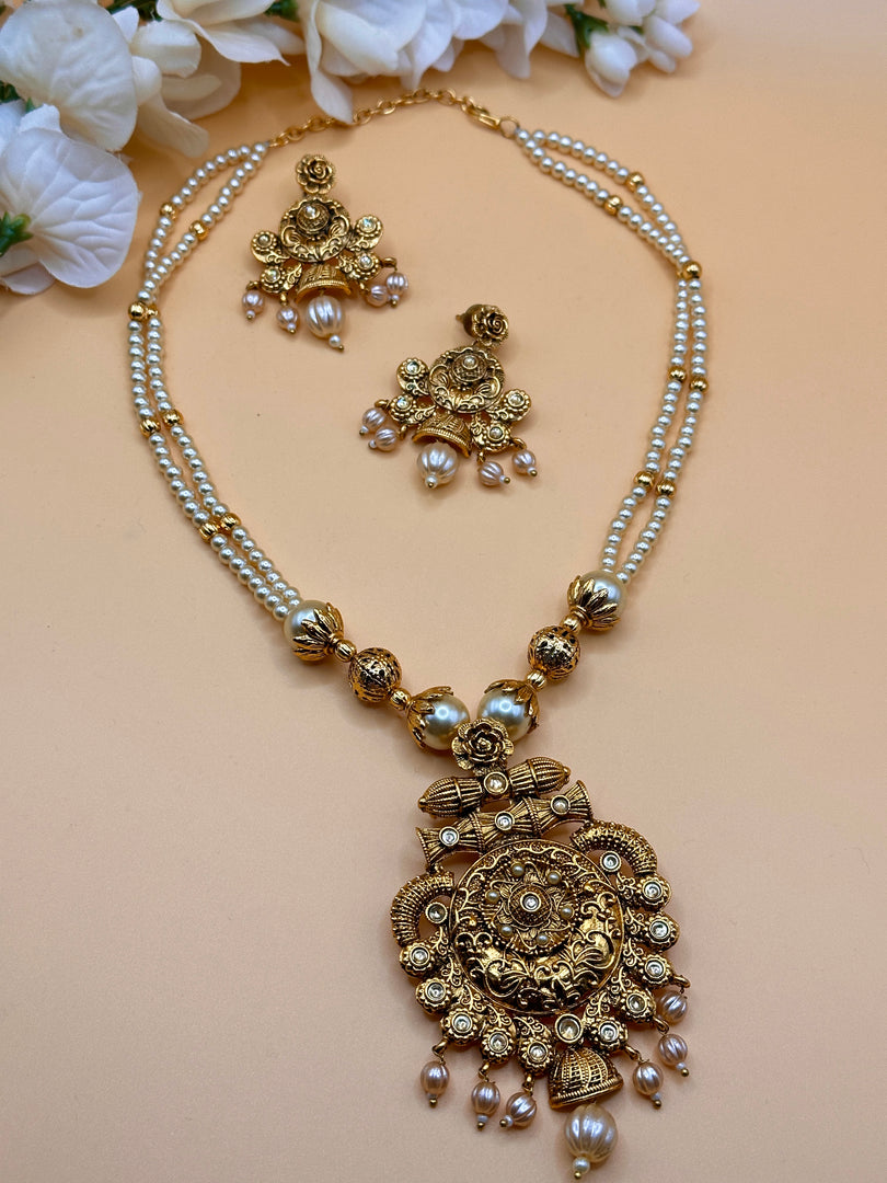 Mahi matte gold Necklace Set