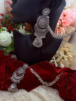 Load image into Gallery viewer, Mahami Oxidised  silver jhumki with detectable Sahara
