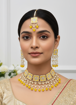 Load image into Gallery viewer, हयात कुंदन ड्रॉप पर्ल इंडियन चोकर सेट