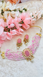 Load image into Gallery viewer, Beaded choker with earrings