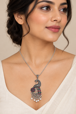 Load image into Gallery viewer, Peacock Insparied Necklace In Silver
