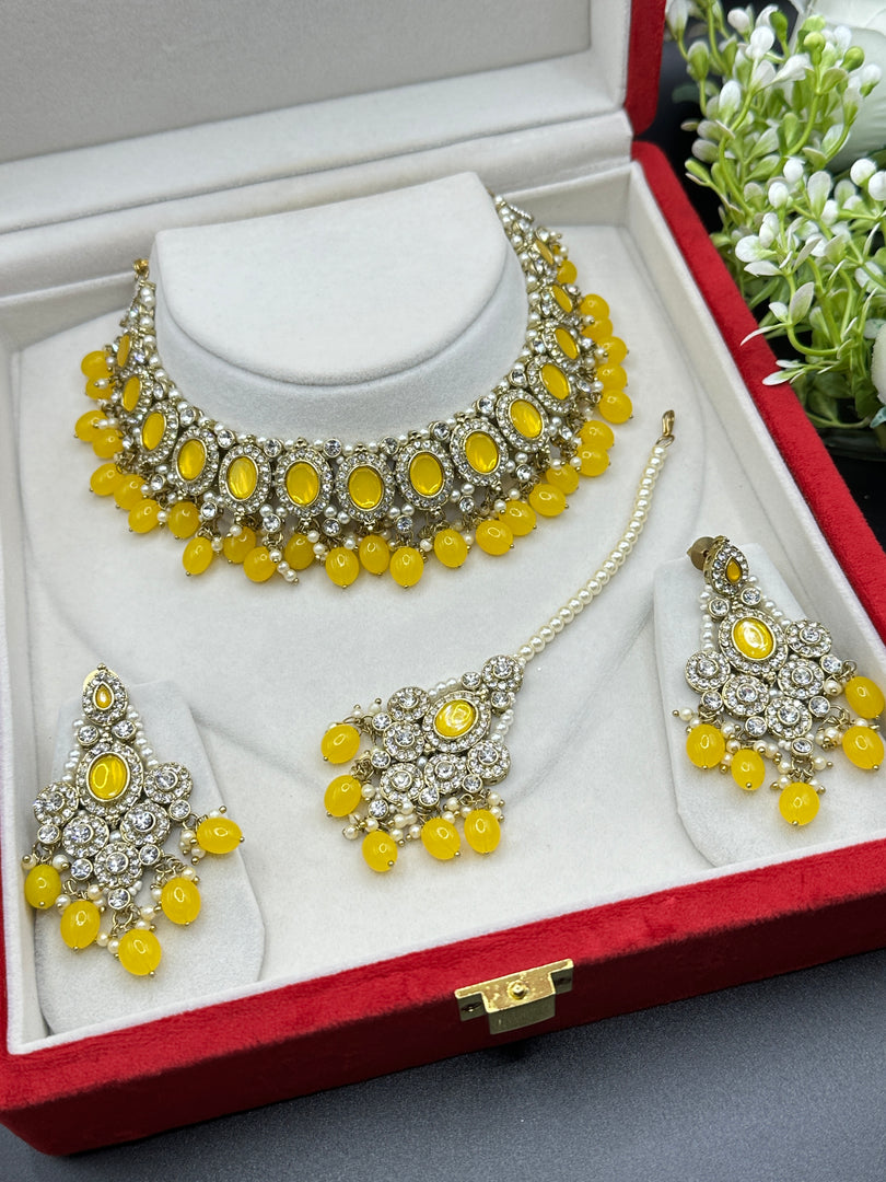 Shabnam Pakistani Style Choker Set