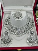 Load image into Gallery viewer, Jasmir Kundan Necklace Set
