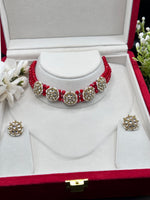 Load image into Gallery viewer, Kareena Kundan Indian Choker Set
