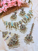 Load image into Gallery viewer, Zaina Pakistani Choker Set
