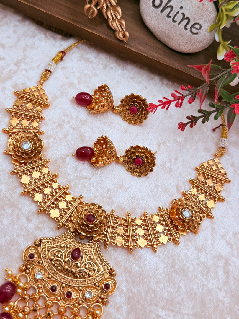 Kamla gold Plated temple Jewerly Necklace Set