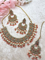 Load image into Gallery viewer, Ishita Polki Indian Choker Set
