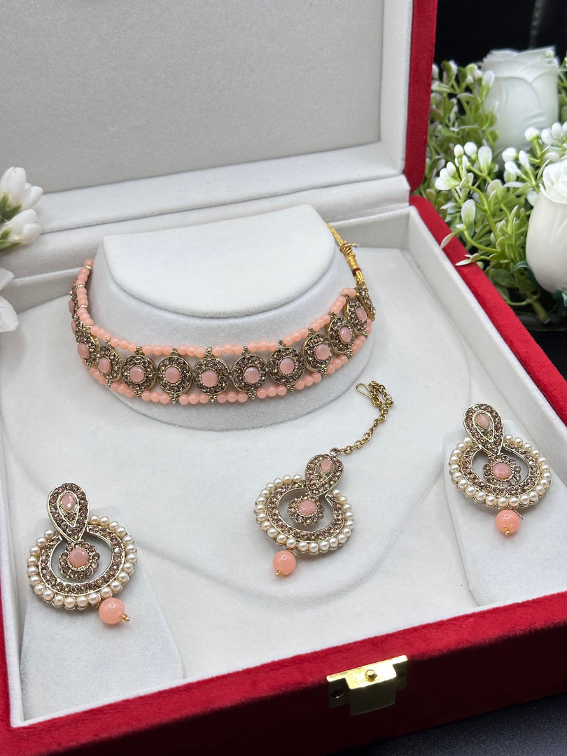 Tamana Stone Choker set