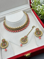 Load image into Gallery viewer, Nila In Gold Stone choker Set
