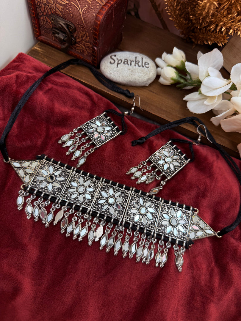 Shoma Oxidised Mirror Choker Set