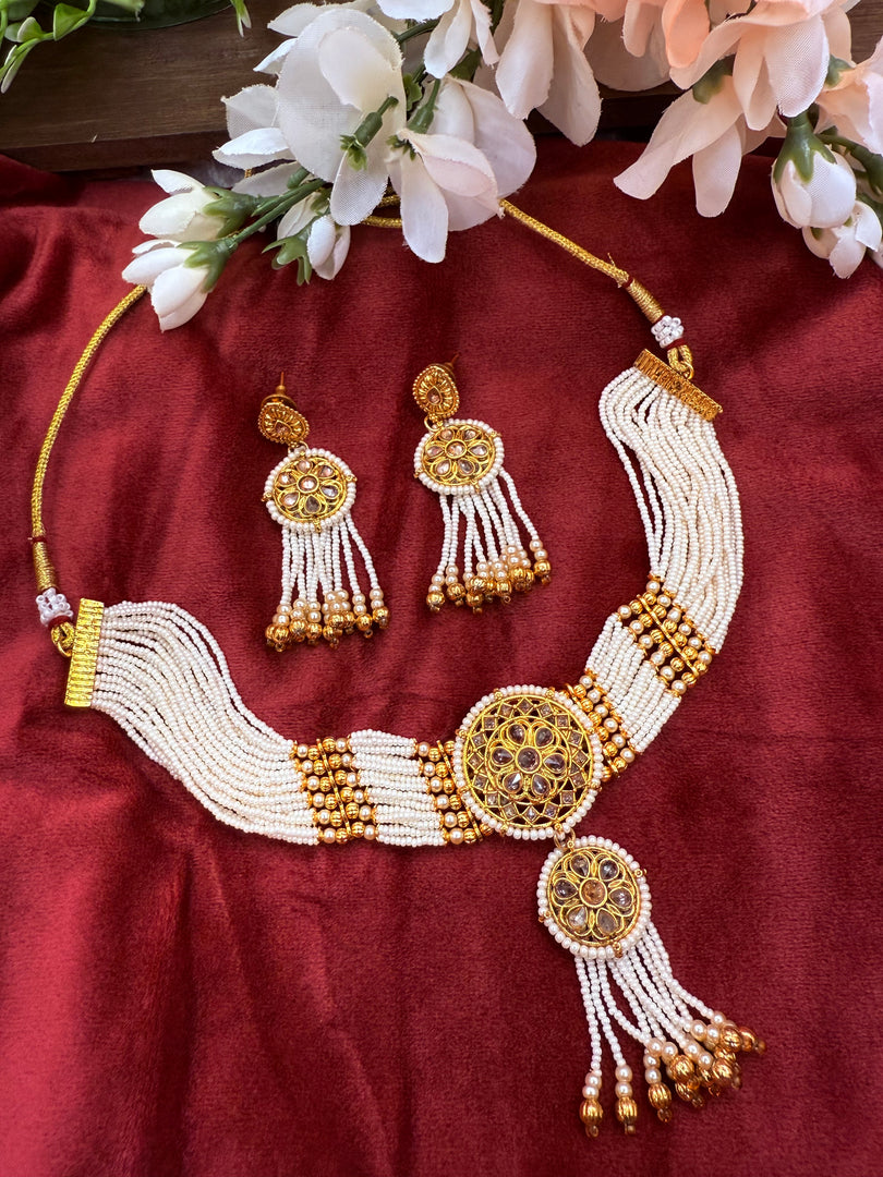 rajwadi gold white choker with earring