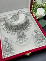 Load image into Gallery viewer, Mirza Polki Indian Choker Set
