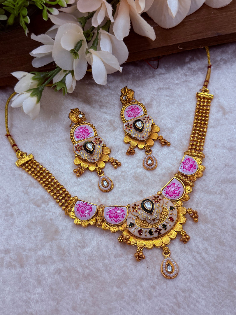 Matte gold choker set with earring