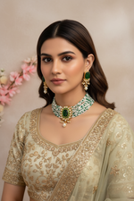 Load image into Gallery viewer, Beaded choker with earrings