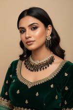 Load image into Gallery viewer, Black Kundan choker set with earrings