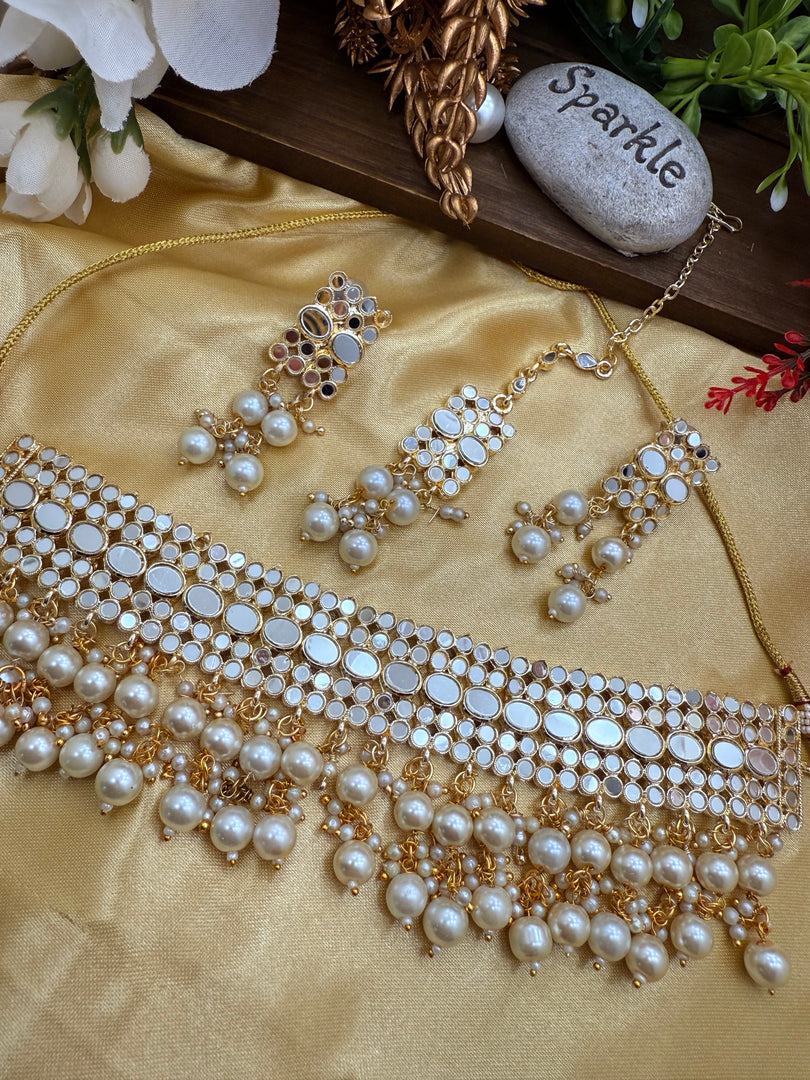 Shamiksha Mirror Choker Set