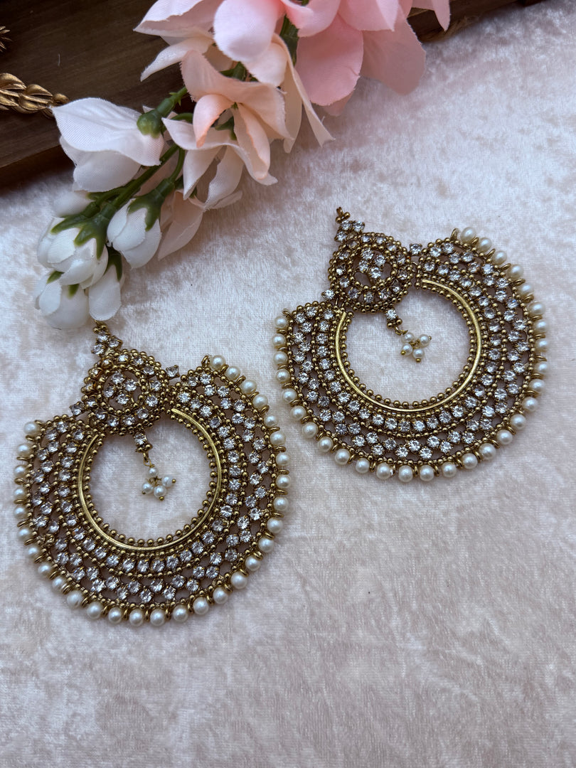 Zubeena Pakistani Oversized Earring