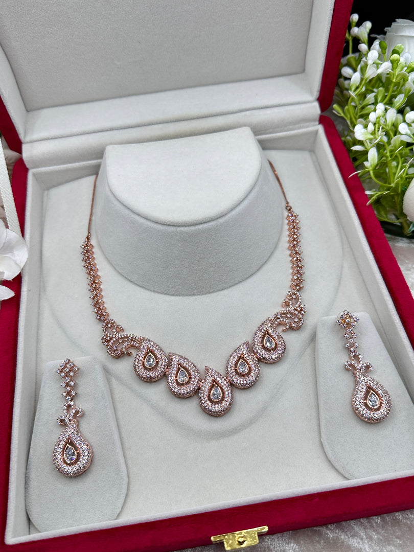 Natasha RoseGold Necklaces Set