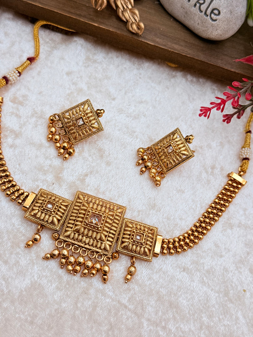 Anwita matte Golden Set