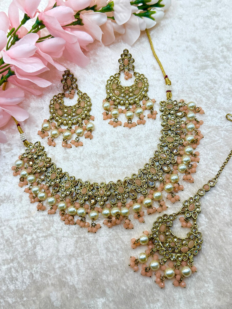 Ishita Polki Indian Choker Set