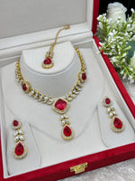 Load image into Gallery viewer, Hot pink Kundan necklace
