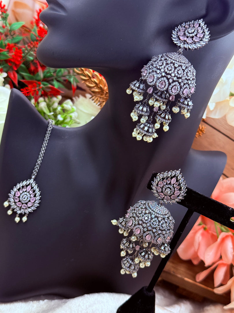 ब्लैक मेटल अमेरिकन डायमंड सेट