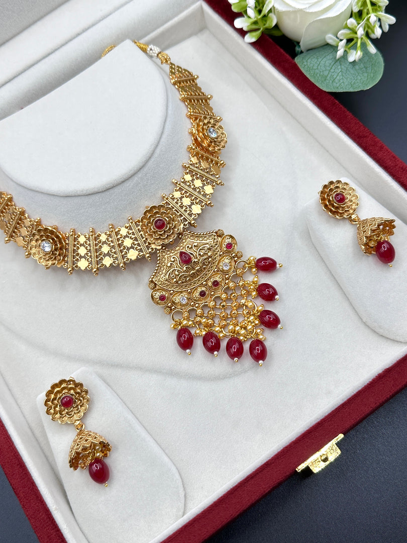 Kamla gold Plated temple Jewerly Necklace Set