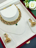 Load image into Gallery viewer, Padma matte Gold Plated set
