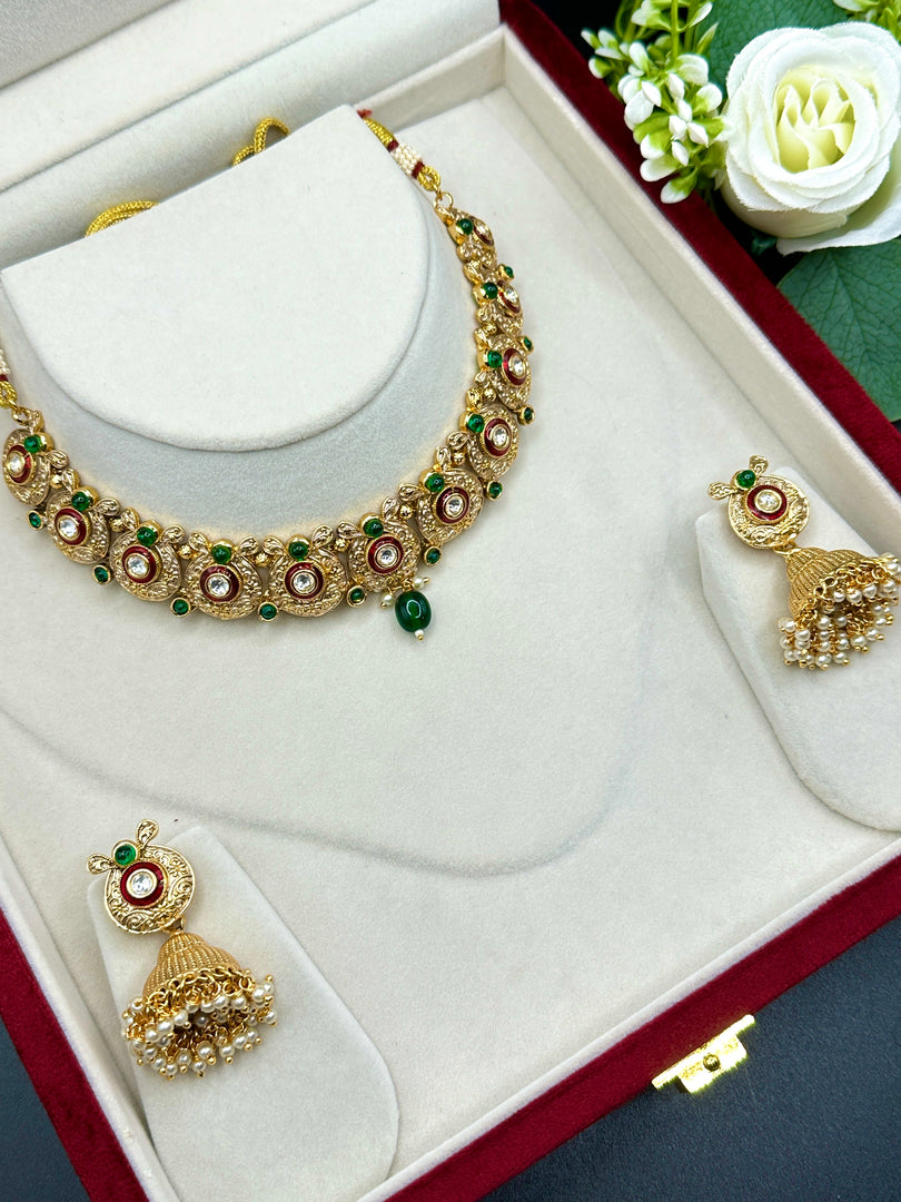 Padma matte Gold Plated set