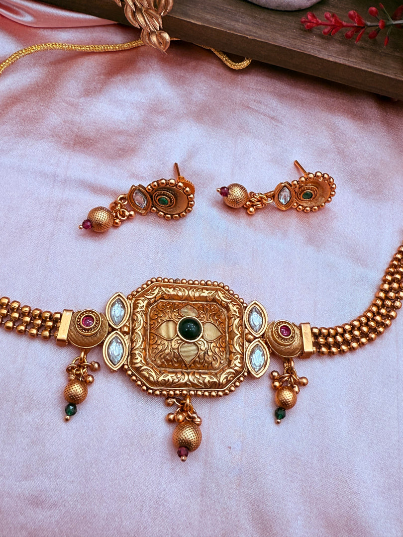 Mansi Antique gold platted choker