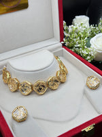 Load image into Gallery viewer, Designer kundan Choker With Earrings
