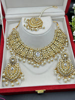 Load image into Gallery viewer, Jasmir Kundan Necklace Set
