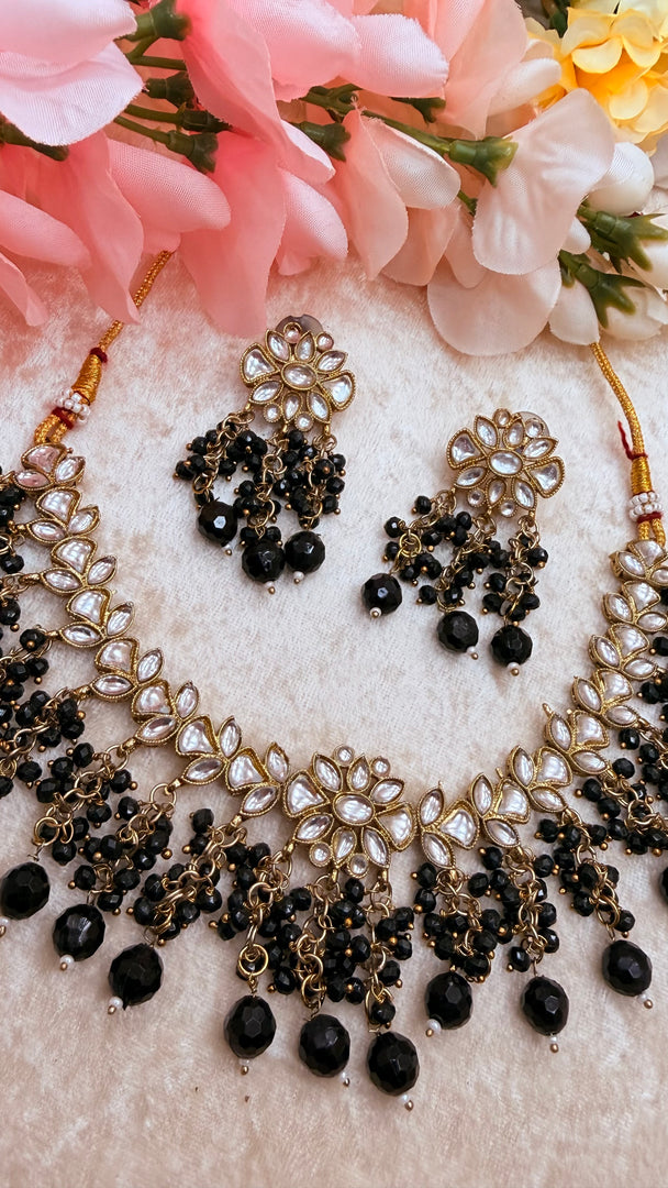 Black Kundan choker set with earrings