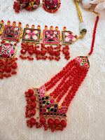 Load image into Gallery viewer, Red Meenakari Choker With Tikka Earring Passa Set